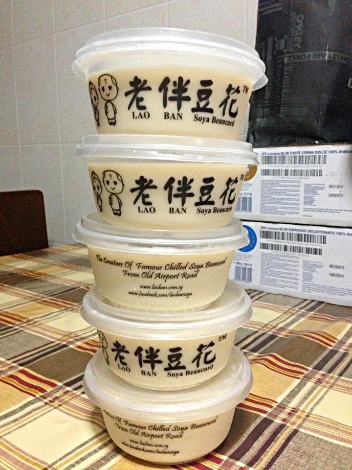 Snapdishの料理写真:Soya Beancurd (Tau Huay)|hweeyhさん