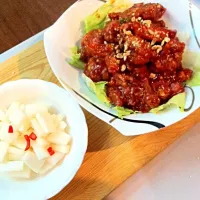 Snapdishの料理写真:Korean fried chicken|zeitwolerさん