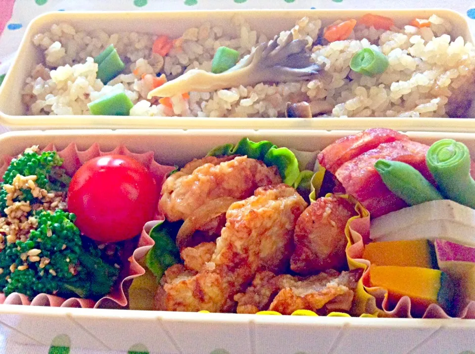 きのこご飯とチキン南蛮のお弁当|ちぇりさん