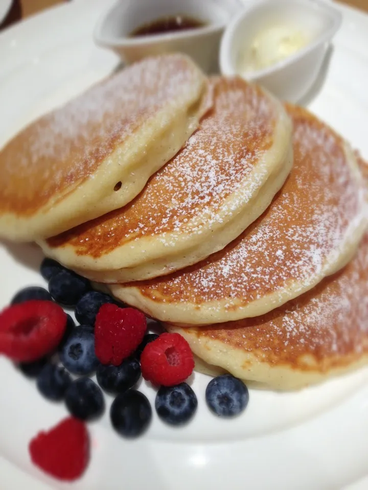 Snapdishの料理写真:Lemon and Ricotta Pancakes|Tadashiさん