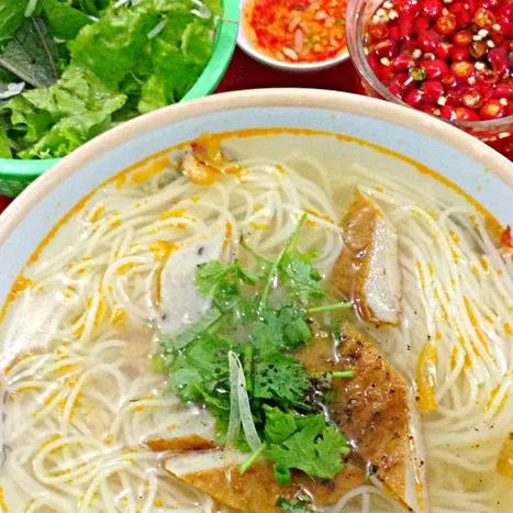 Snapdishの料理写真:'Cha ca Nha Trang' noodle|Thien Anさん