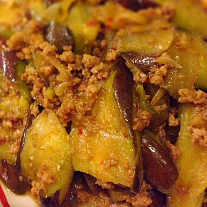 Snapdishの料理写真:茄子のカレー炒め Eggplant stir fry with curry seasoning|Funky Chefさん