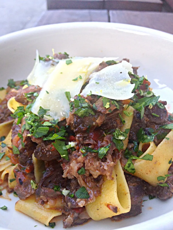 Beef cheek Ragu, pappardelle, rustic gremolata|paddyさん