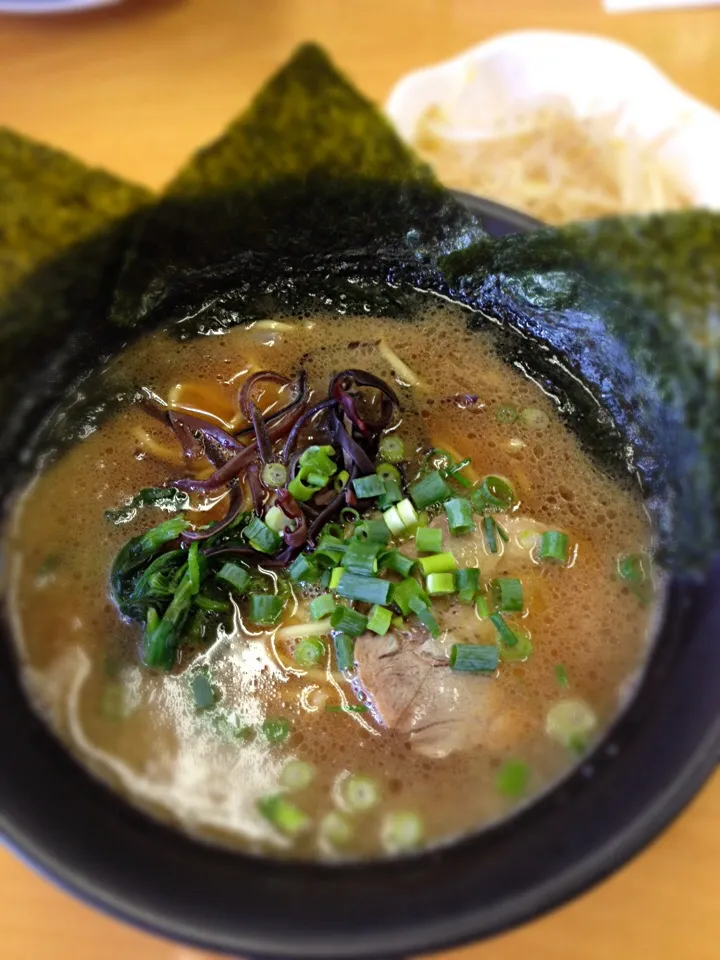 醤油ラーメン+もやし|raku_darさん