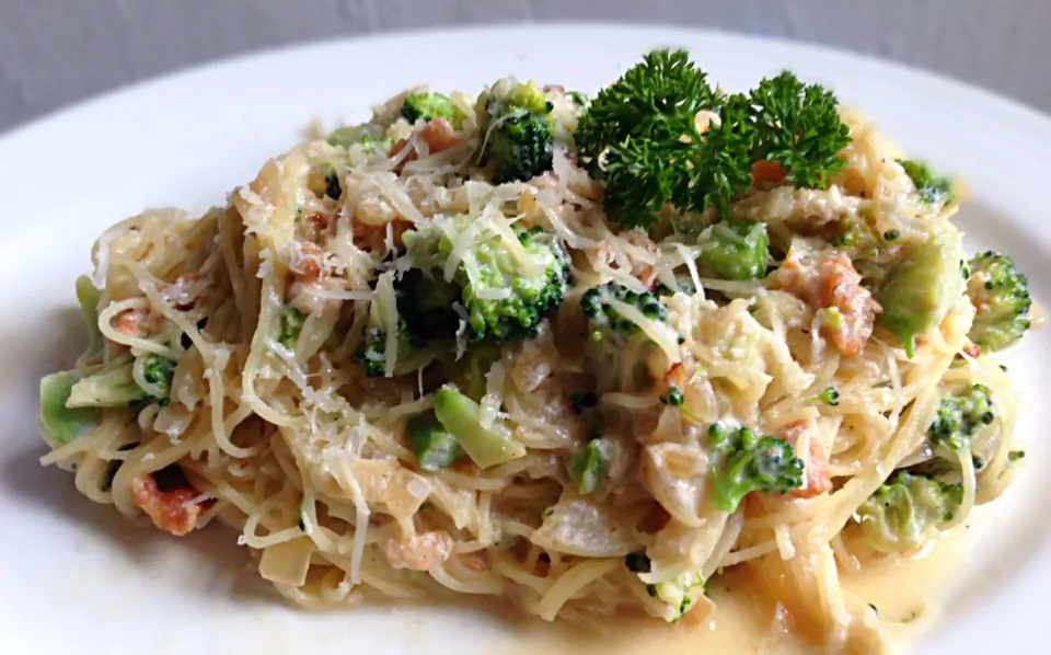 Broccoli salmon pasta|Misstyさん