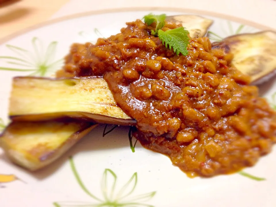 香ばしい納豆キーマカレー|しげぞーさん