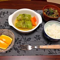 ロールキャベツ✳︎茄子と玉葱の味噌汁|えみすさん