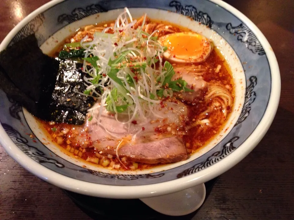 静岡県No.1のラーメン屋さんで、激辛（げきかのと）|まさとさん