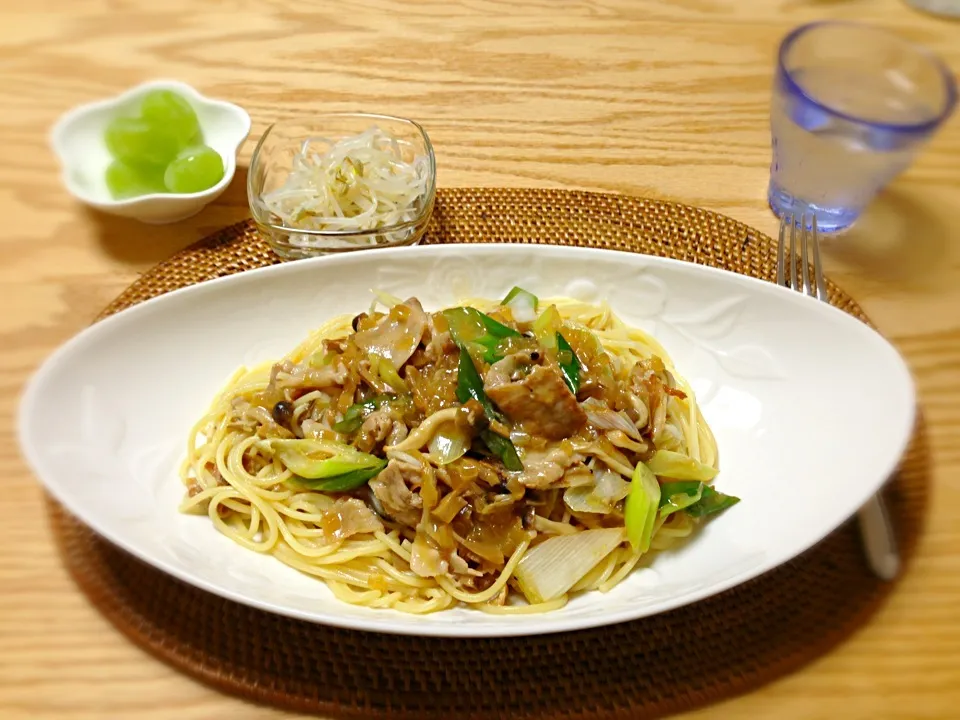 豚バラときのこ、長ネギの和風スパゲティ 味噌仕立て|ゆきぼぅさん