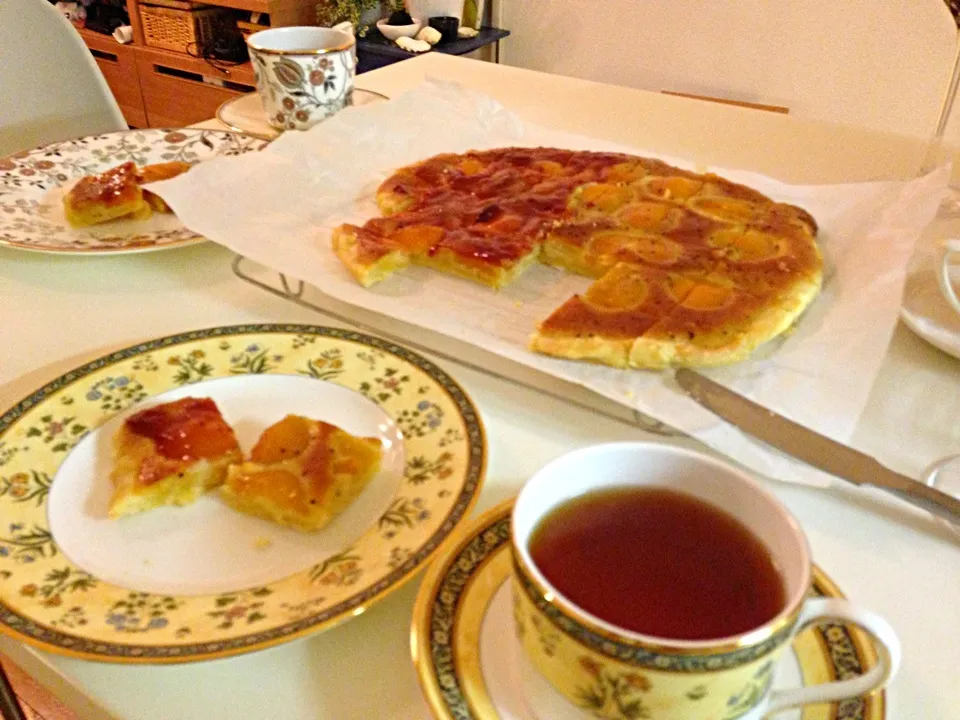 Snapdishの料理写真:Apricot tart|Ai Yamamotoさん