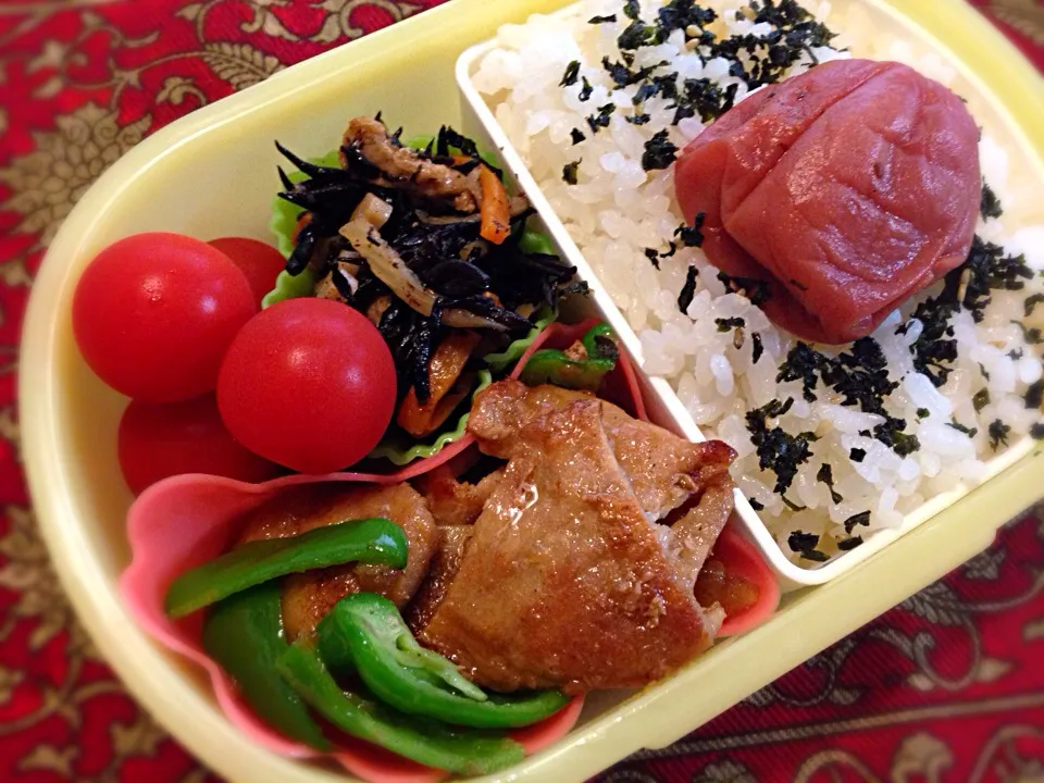 豚の生姜焼きとピーマン炒め弁当|もえさん