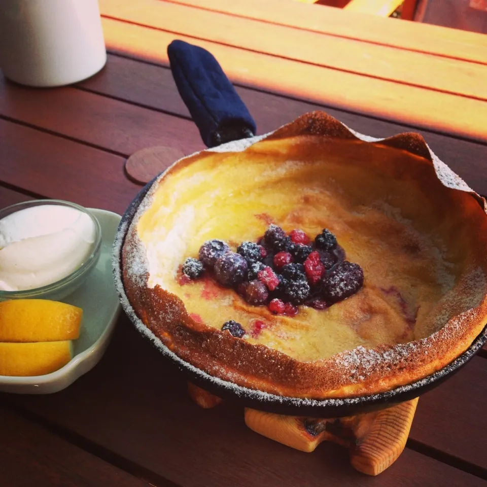 Snapdishの料理写真:ダッチベイビーパンケーキ🌳森のvoivoi|bronzebeeさん