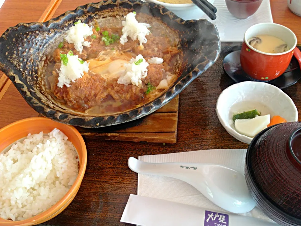 カツ煮定食@バンコク大戸屋|浦野さん