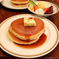 Snapdishの料理写真:ホットケーキ@シビタス|ケンドーたくやさん