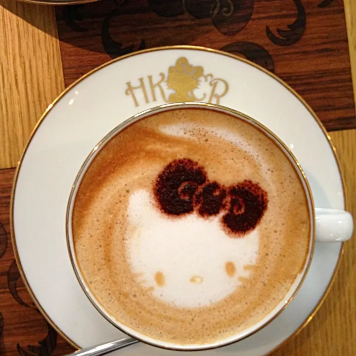 Hello Kitty Cafe Restaurant Cappucino|madcarさん