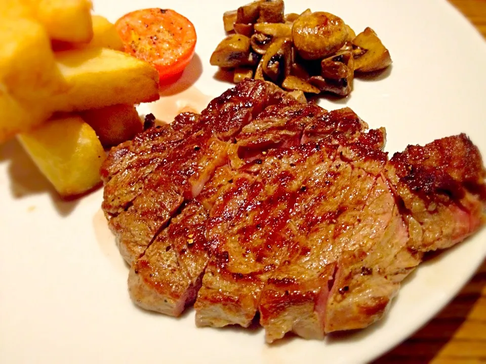 Rib Eye Steak in UK|Wakaさん