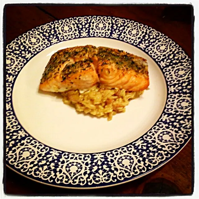 Red onion-bacon risotto with herb encrusted salmon|Austin Greenさん