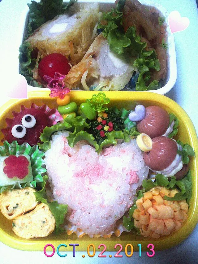 Snapdishの料理写真:今日の娘弁当♪Yukie さんの梅干しでﾏｯｸﾛｸﾛすけ(^.^)|Bちゃんさん