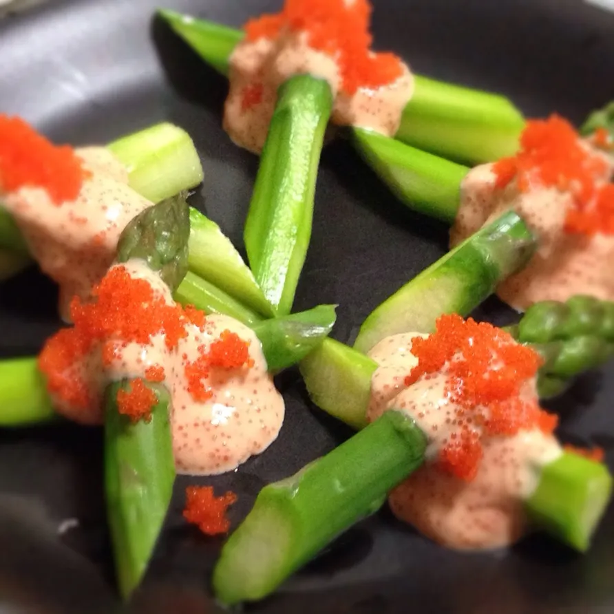 Asparagus with Ebiko Mayo Sauce|YvoMiwaさん