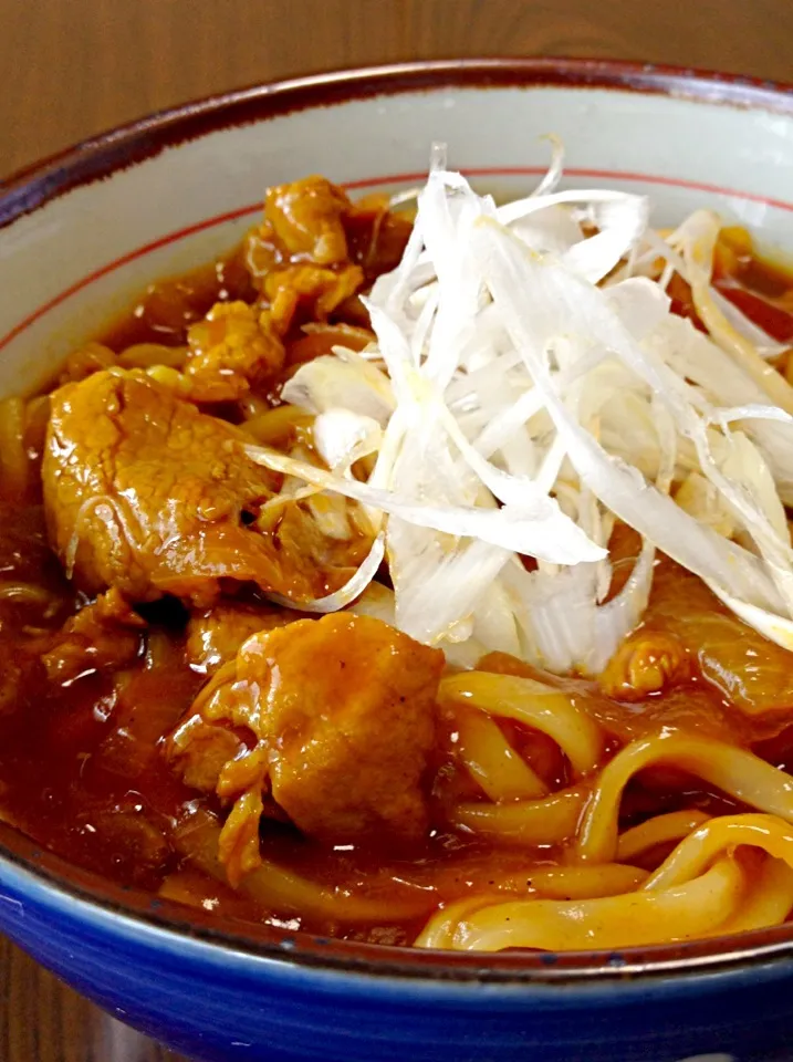 カレーうどんです。麺つゆのダシがほんのり香る和風仕立てに☆|ゆんゆんゅんさん