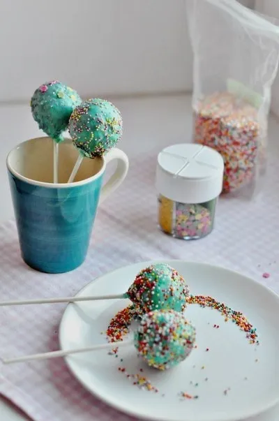 Pop cakes|Masha Smirnovaさん