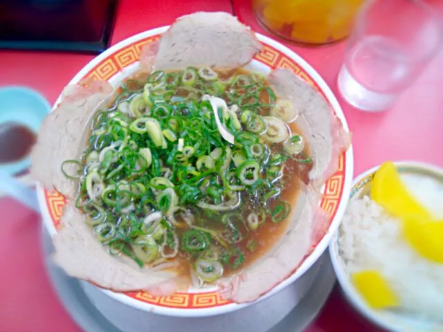 Snapdishの料理写真:ラーメン|とさん