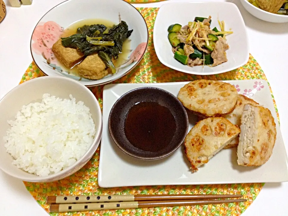 蓮根のはさみ揚げ、小松菜と厚揚げの煮物、きゅうりと豚肉の中華和え♡|yuiさん