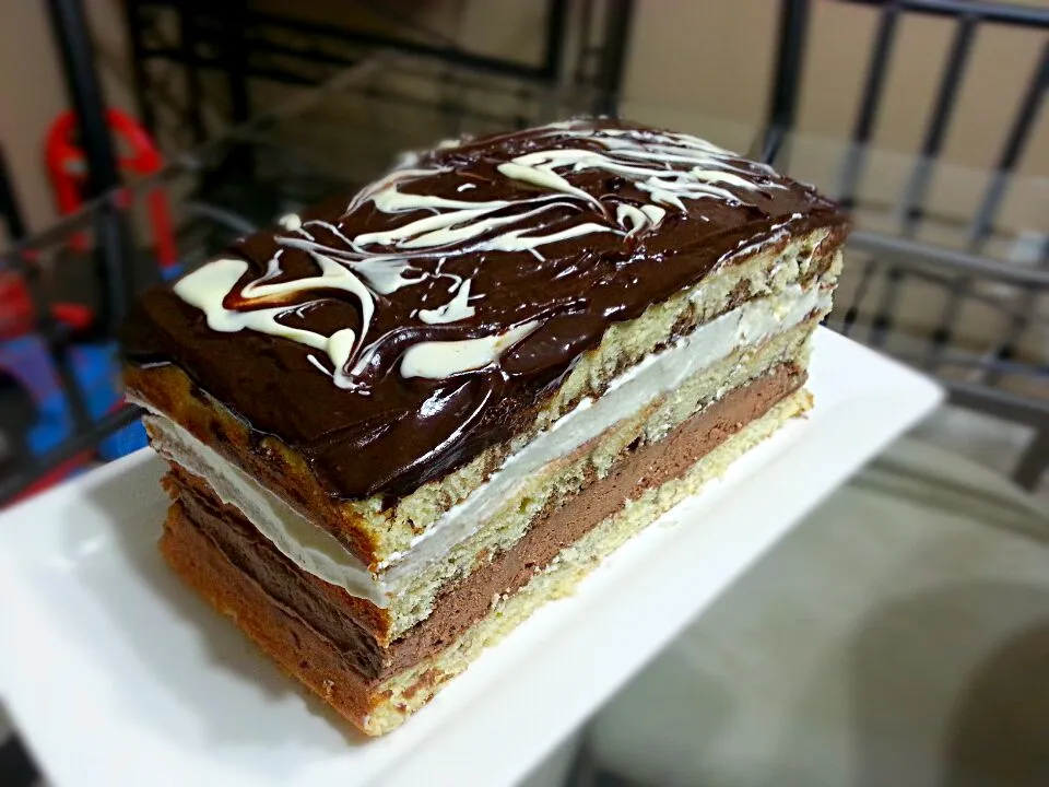 Tuxedo Truffle Cake|S Theoさん