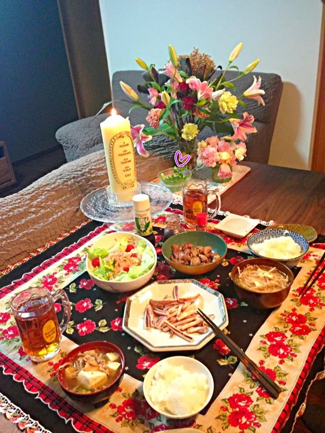 肝煮、イカ塩焼き、もやしと豚肉の中華スープ、ツナとトマトのサラダ|ちびさん