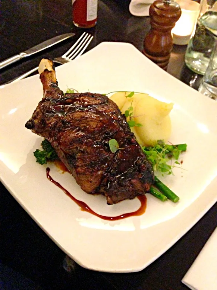 Snapdishの料理写真:Angus Rib Eye with steam veg with honey infused truffle and mash|juicysfoodpornさん