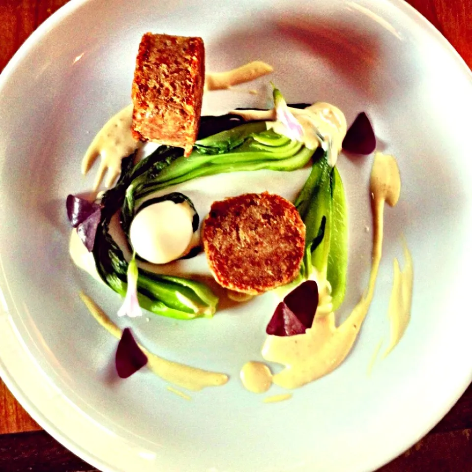 Pork shoulder, bok choy, soft cooked quail egg, sesame vinaigrette|andrew franciscoさん