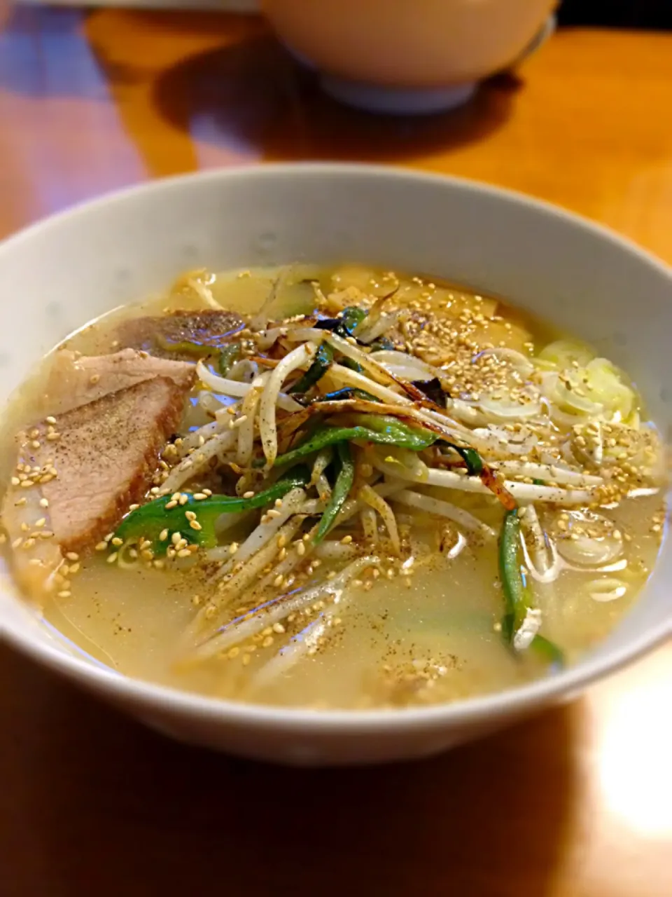 豚骨スープ作って塩ラーメン☆|みつなち☆さん