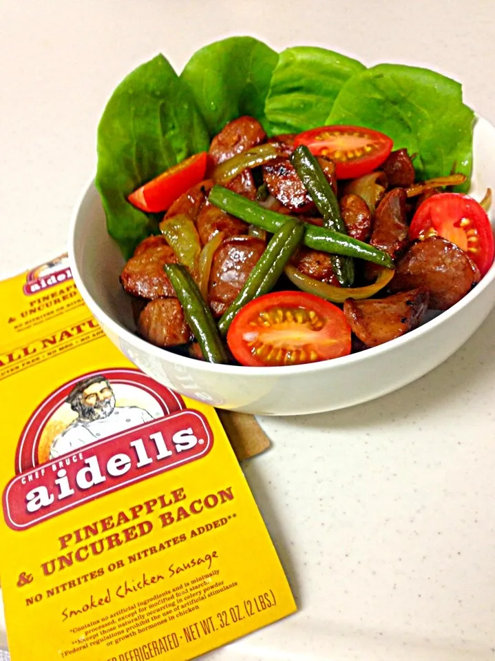 ソーセージの炒め物ミニトマトのせ|しみこさん