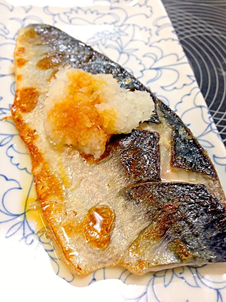 楽天レシピ くさみ抜き＆フライパンで簡単★美味しいさばの塩焼き|ponnaoさん