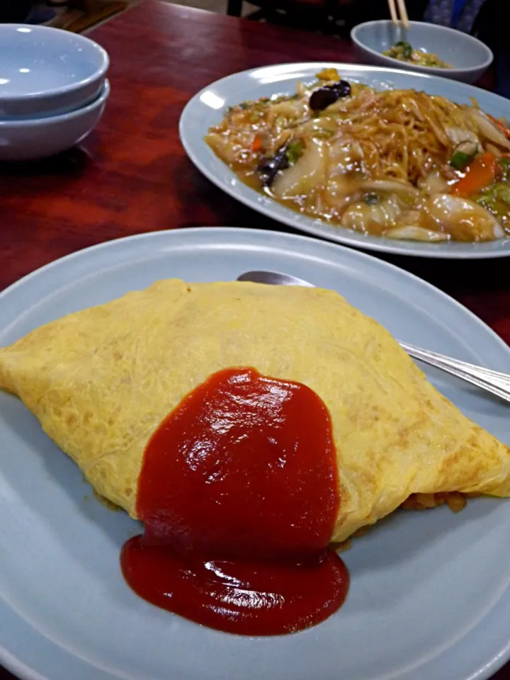 おばちゃんの病院帰りにご飯。平日限定のオムライスだーい（＾∇＾）|しーさん