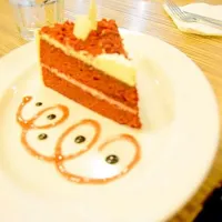 Snapdishの料理写真:red velvet cake|Louella Argayoso Pontiverosさん