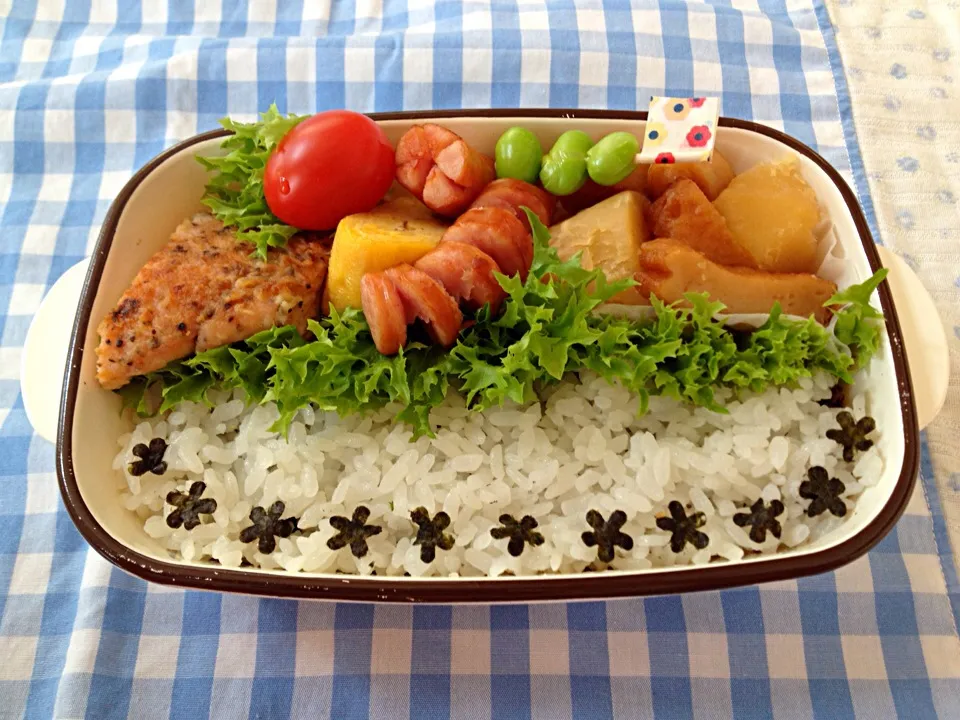 10月5日 鮭のムニエルと海苔だんだん弁当|かとっちみゆさん