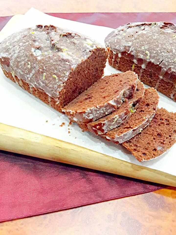 jomemade chocolate cake with lemon glaze|Erin Leeさん