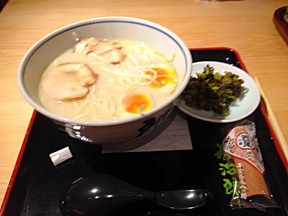 Snapdishの料理写真:東京駅。鳥そば。|Safty Foodsさん