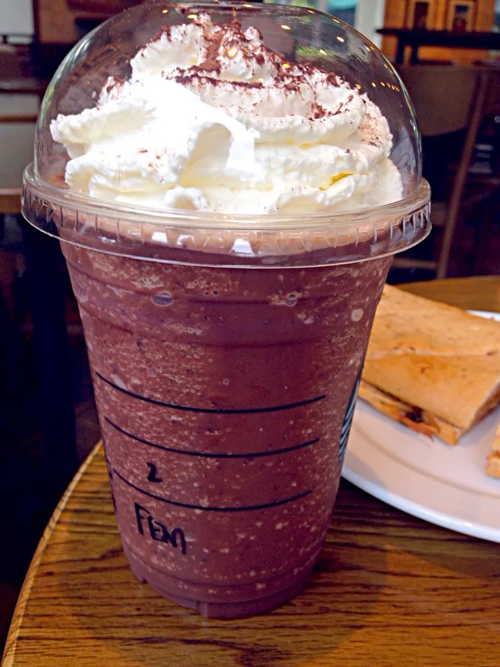 Dark Mocha Frappuccino!|iamfem05さん