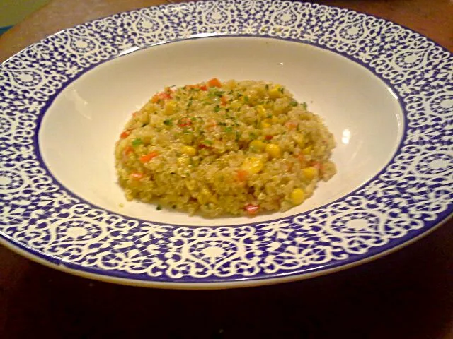 Southwest quinoa with red bell pepper, onion, and sweet corn.|Austin Greenさん