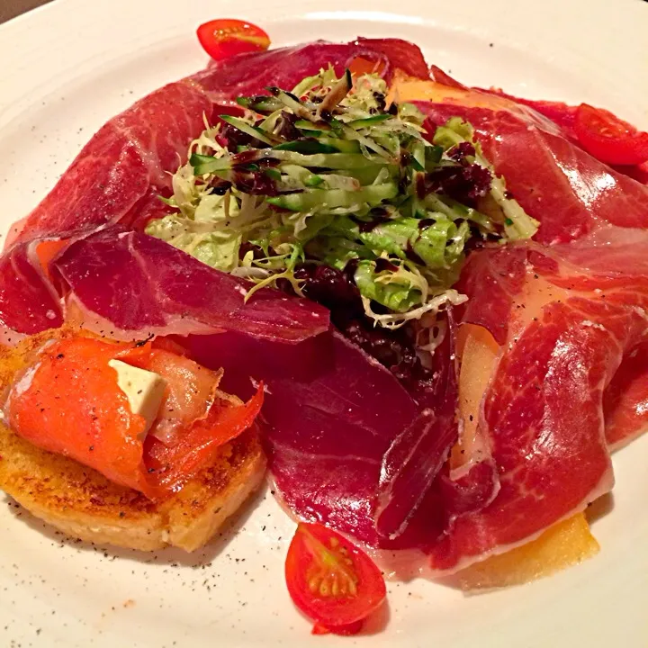 Parma Ham + Smoked Salmon|Doris Wong 🐰さん