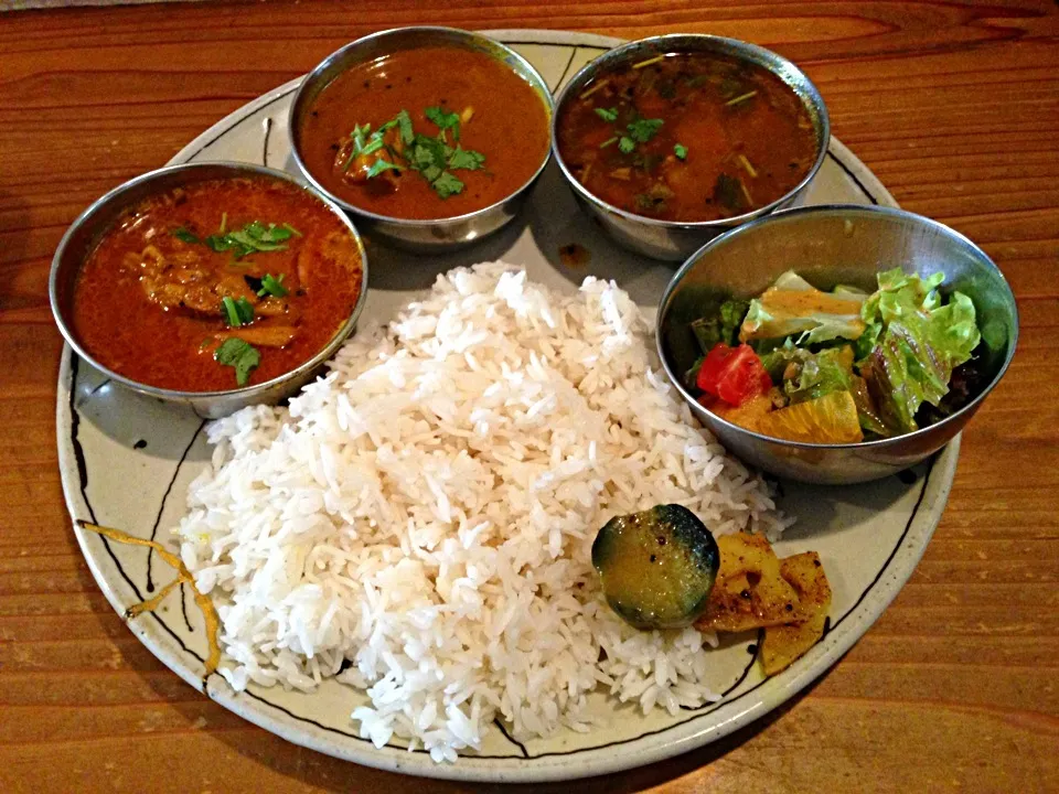 チキンカレー&ブリカレー&ラッサムスープ|ハギーさん