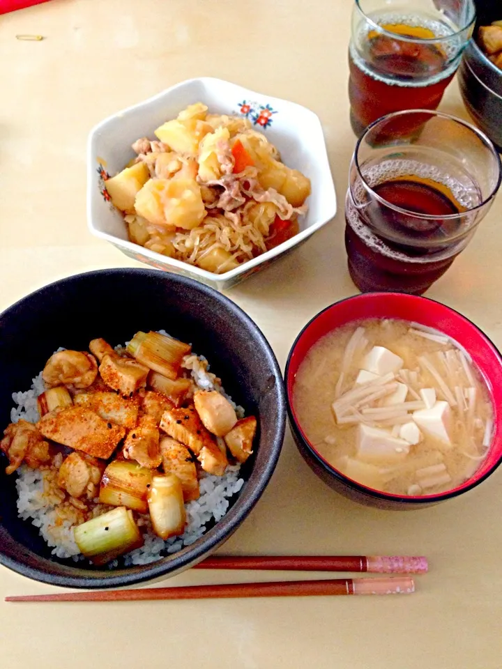 焼き鳥丼と肉じゃが|michi.coさん