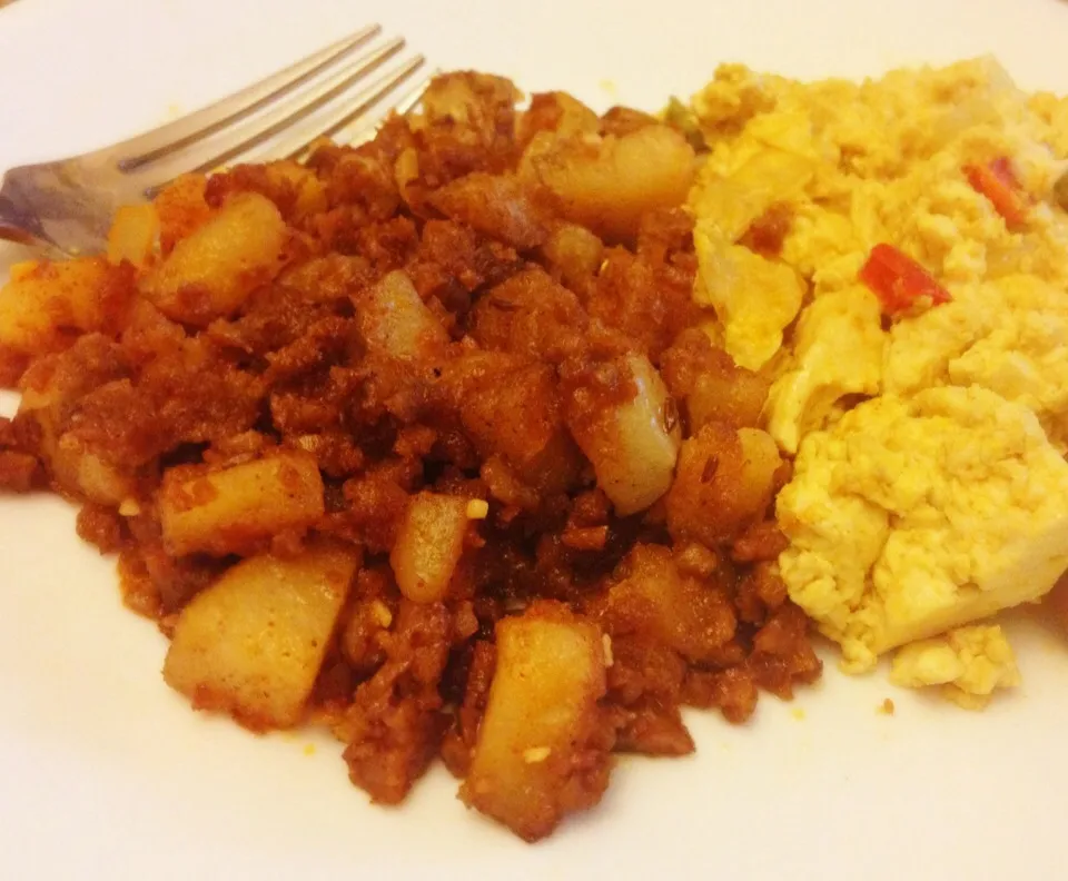 Corned beaf hash & tofu scramble|malindaさん