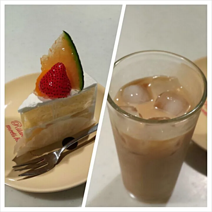 Snapdishの料理写真:いただきもののケーキとパパのカフェオレ♪|いちごさん