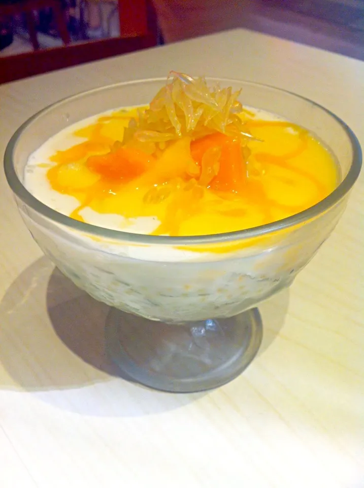 Grapefruit jelly with creamy mango & guara juice|skyblueさん