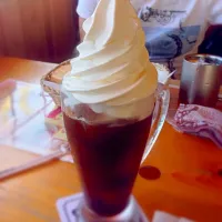 Snapdishの料理写真:コメダでクリームコーヒー❤️|テラマリさん