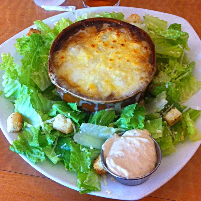 French Onion soup + Caesar salad|Sophiaさん