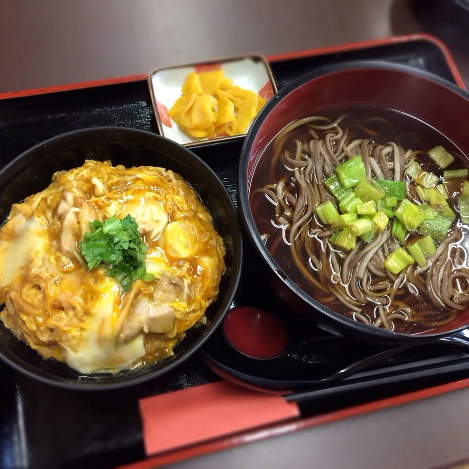 朝夜そばとミニ親子丼セット|そらまめさん